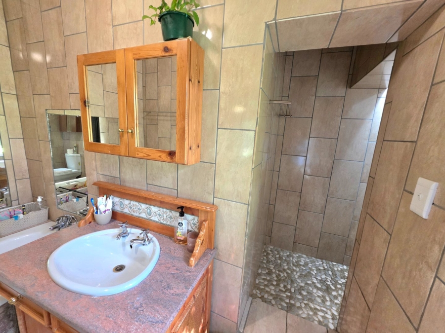 5 Bedroom Property for Sale in Panorama Free State